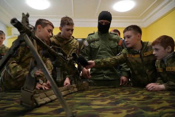 В СОБР «Столица» прошел День открытых дверей  для воспитанников военно-патриотического клуба 